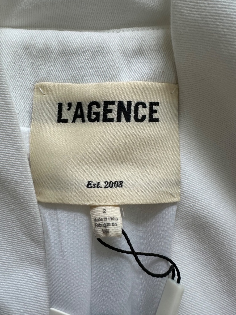 L'AGENCE Ace Butterfly Embroidered Cropped Jacket White - With Tags - Size 2 - Picture 5 of 10